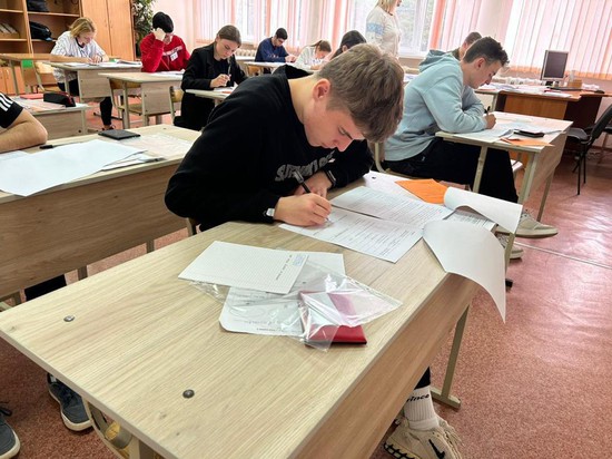Ставропольские школьники пишут городской этап всероссийской олимпиады. Фото администрации города