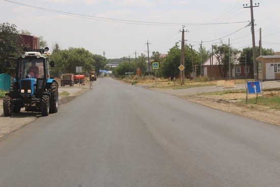 В Ипатовском округе отремонтировали 30 км дорог. Фото администрации округа