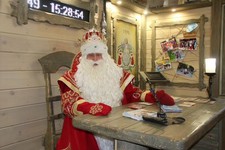 В России заработала горячая линия Деда Мороза