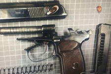 Найденный пистолет Макарова. Пресс-служба УФСБ России по Ставропольскому краю