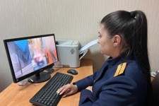 Следователь смотрит программу по федеральному телеканалу. СКР по Ставрополью