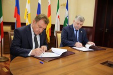 Иван Ульянченко и Андрей Гуськов подписали соглашение о сотрудничестве