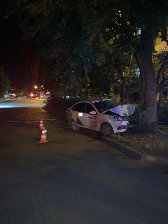 В Буденновске водитель сбил пешехода и сам оказался в реанимации. Фото ГИБДД СК