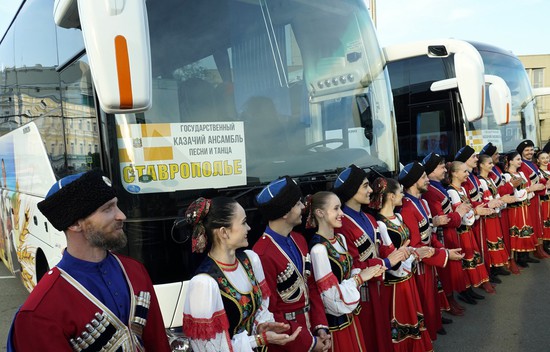 Автобусы для казачьего ансамбля «Ставрополье». Пресс-служба губернатора края