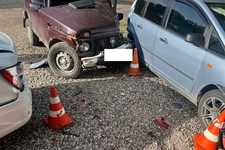 На Ставрополье водитель умер за рулем и протаранил парковку. Фото ГИБДД СК