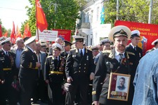 Моряки в Севастополе на параде. Фото из архива